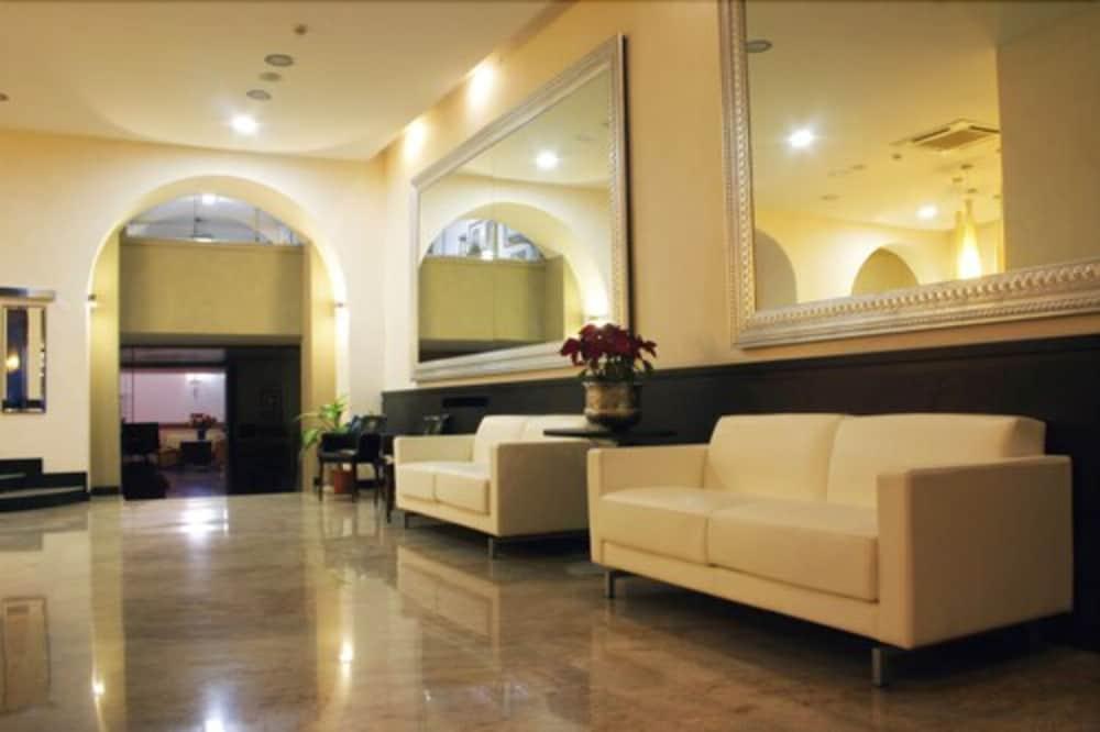 Hotel Europa Фоджа Екстериор снимка